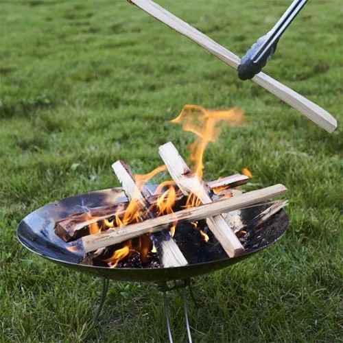 簡単設置の焚火台！　ファイアーディスク