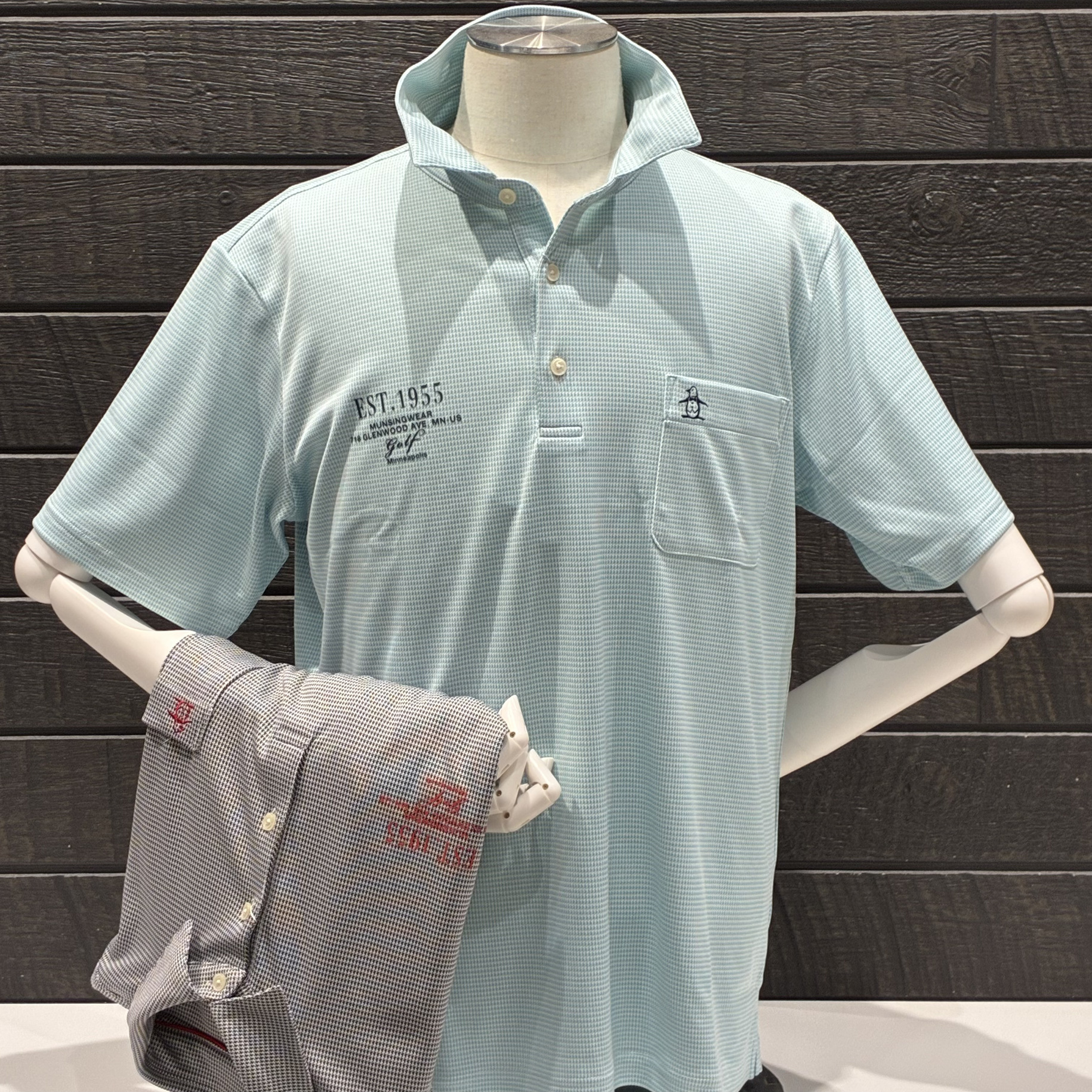 ②MUNSINGWEAR ポロシャツ
