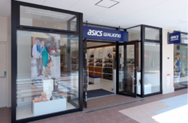 Asics store hotsell gilbert road preston