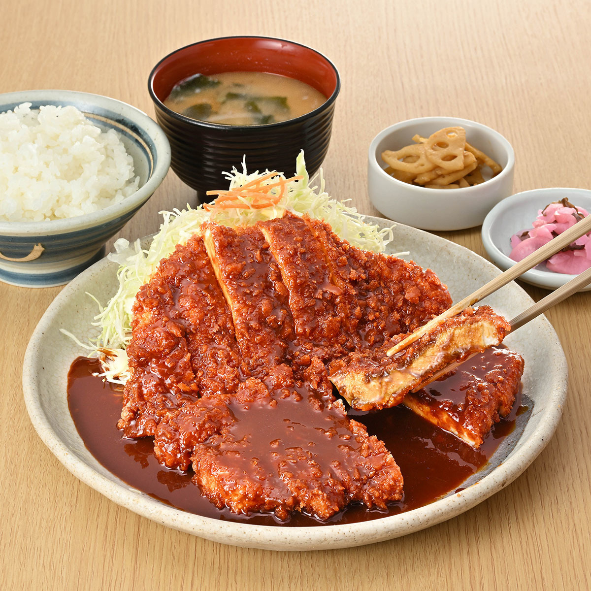 나고야 명물 미소카츠 야바톤