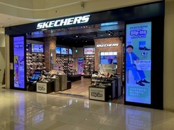 スケッチャーズ