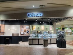 Tre Frecce by THE CLOCK HOUSE