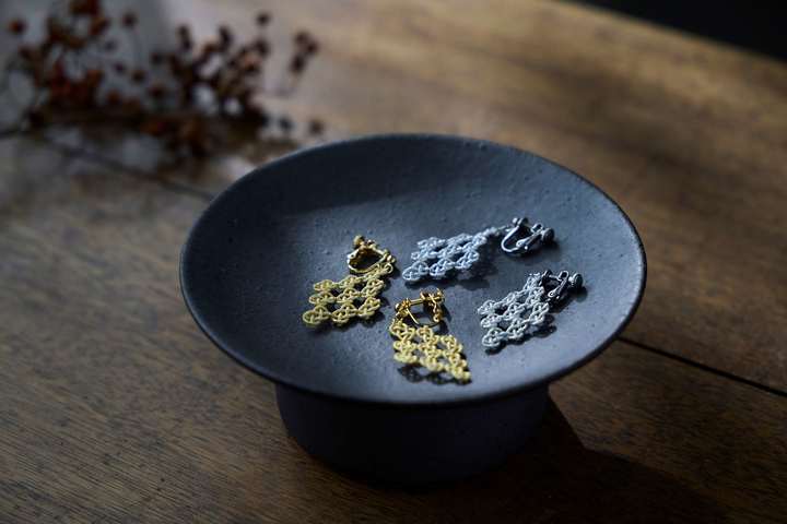 繊細にきらめく。纏う、工芸アクセサリー | ラゾーナ川崎プラザ