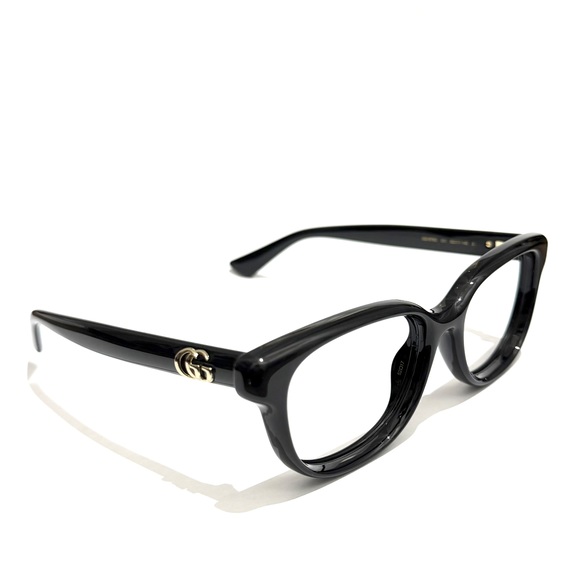 シックなブラックのフレームです。