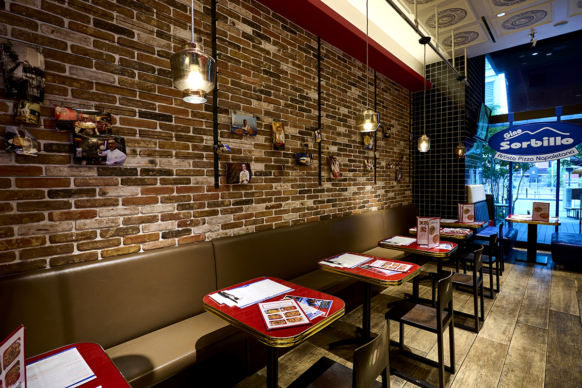 洋書NEW RESTAURANTS IN ITALY/シルヴィオ・サン・ピエトロ Gino Sorbillo Artista Pizza Napoletana – COREDO MAGAZINE